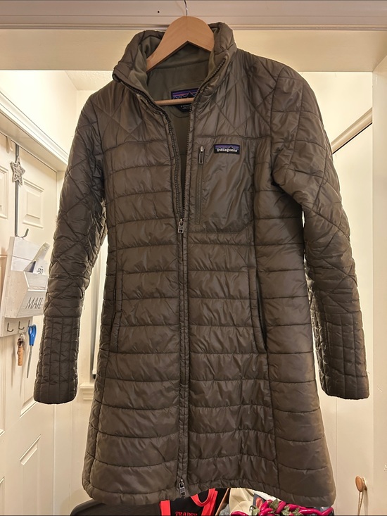 Patagonia Jackets & Blazers - Patagonia Olive Green Quilted 3/4 Long Puffer Jacket